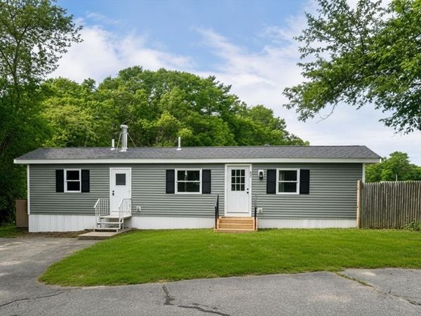 52 Sycamore Drive, Halifax, MA 02338