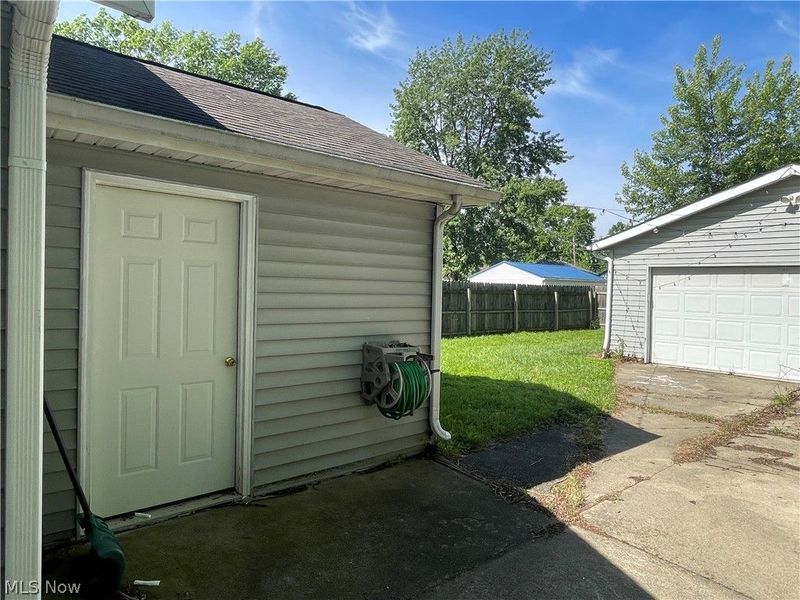 611 S Logan Street, Elyria, OH 44035 Photo 21