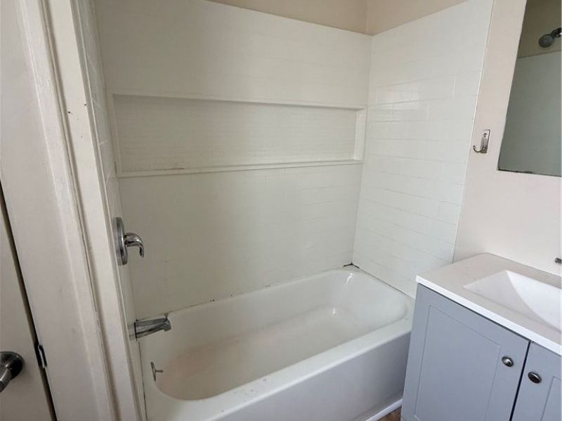3365 Silsby Road, Cleveland Heights, OH 44118 Photo 9
