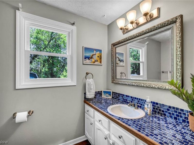 2635 Henrietta Drive, Green, OH 44685 Photo 18