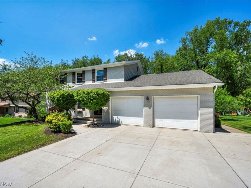 2635 Henrietta Drive, Green, OH 44685 Photo 3