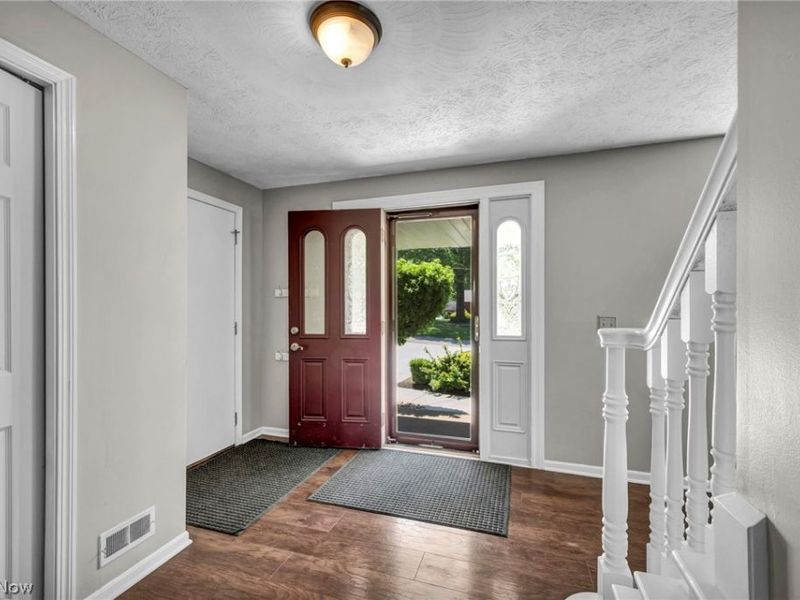 2635 Henrietta Drive, Green, OH 44685 Photo 6