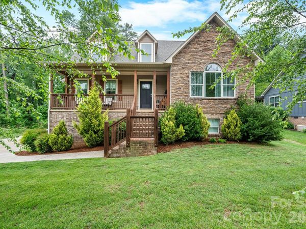 124 Maplewood Court , Hudson, NC 28638