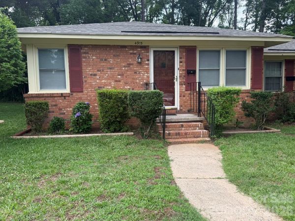 4915 Malibu Drive, Charlotte, NC 28215