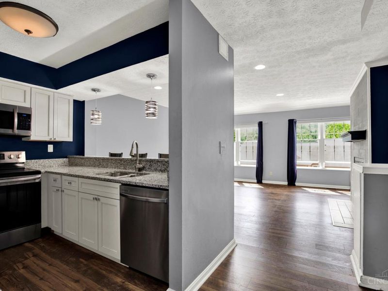 10555 Montgomery Road, Unit 70, Montgomery, OH 45242 Photo 15