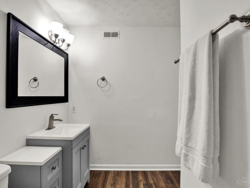 10555 Montgomery Road, Unit 70, Montgomery, OH 45242 Photo 51