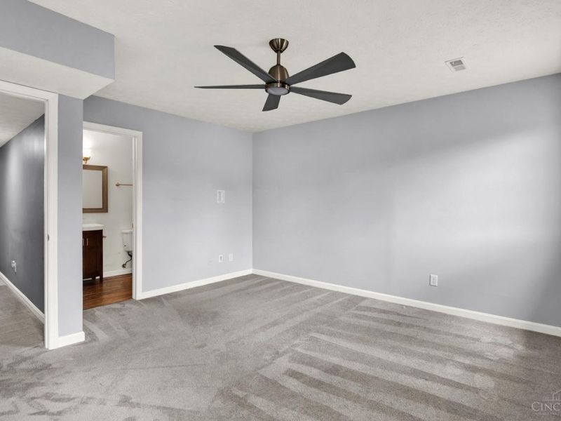 10555 Montgomery Road, Unit 70, Montgomery, OH 45242 Photo 54