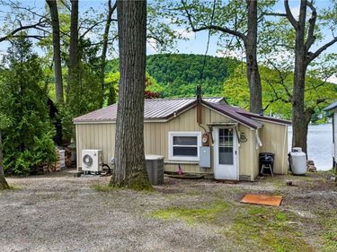 1902 Rittenhouse Square, Tully, NY 13159