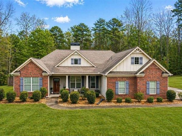 144 Caraway Road , Locust Grove, GA 30248