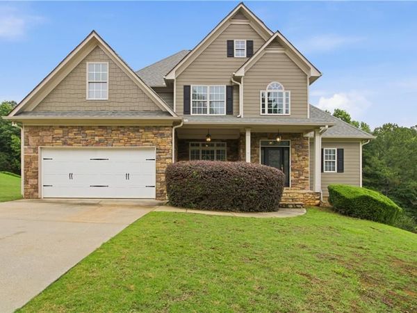 30 Roberson Drive NE, Cartersville, GA 30121