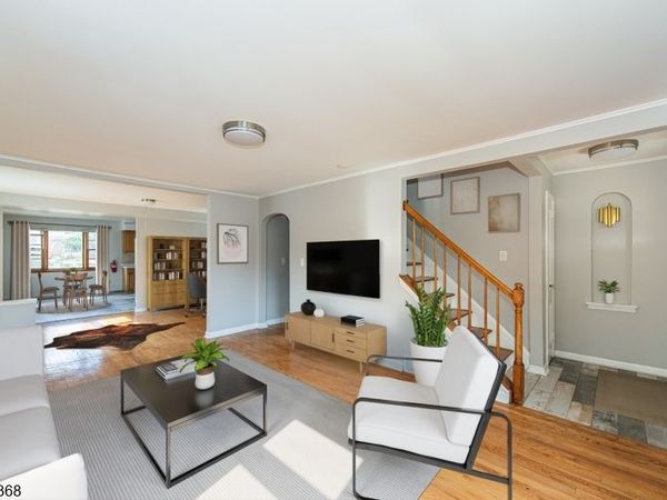 3 Vivian Ct, Fair Lawn, NJ 07410