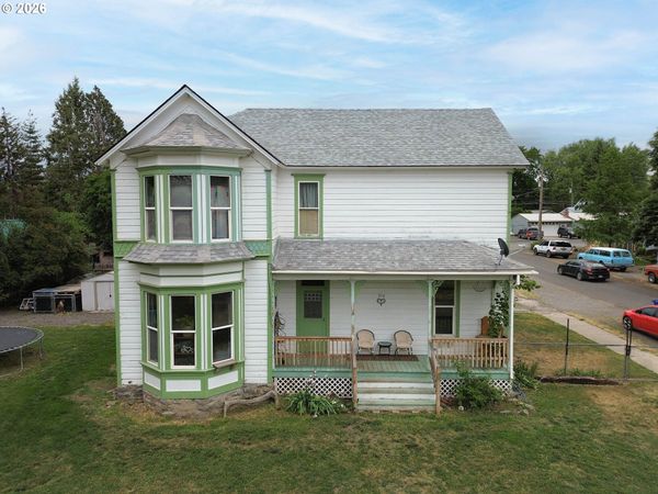 713 N COLLEGE ST, Union, OR 97883
