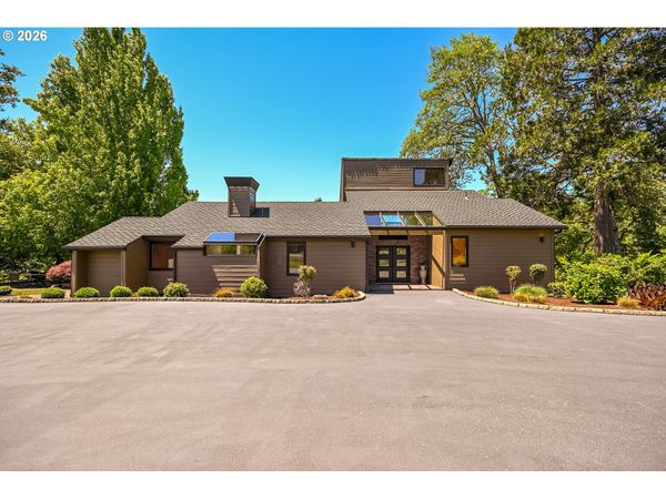 2546 FISHER RD, Roseburg, OR 97471