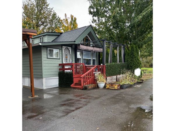 28800 Salmon River HWY, Grand Ronde, OR 97347