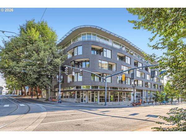1234 SW 18TH AVE, Unit 303, Portland, OR 97205