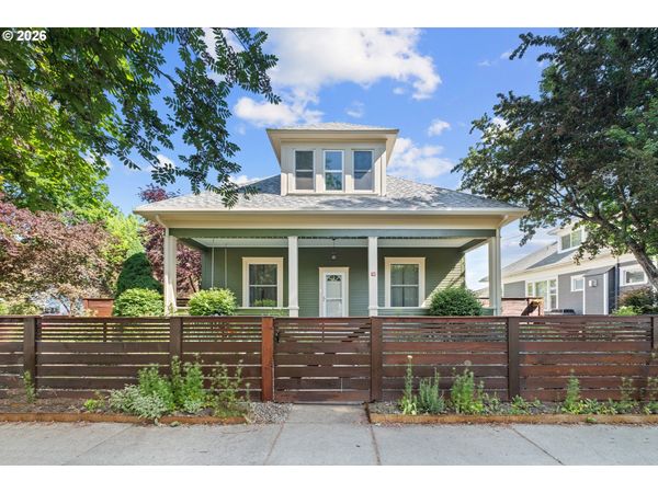 701 Washington AVE, La Grande, OR 97850
