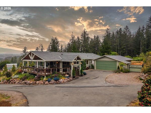 95715 PINEWOOD LN, Brookings, OR 97415