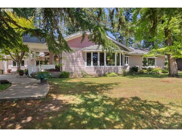 1300 FAIR OAKS RD, Oakland, OR 97462