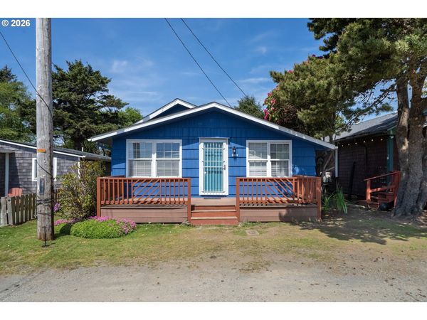 8080 S MINNEHAHA ST, Rockaway Beach, OR 97136