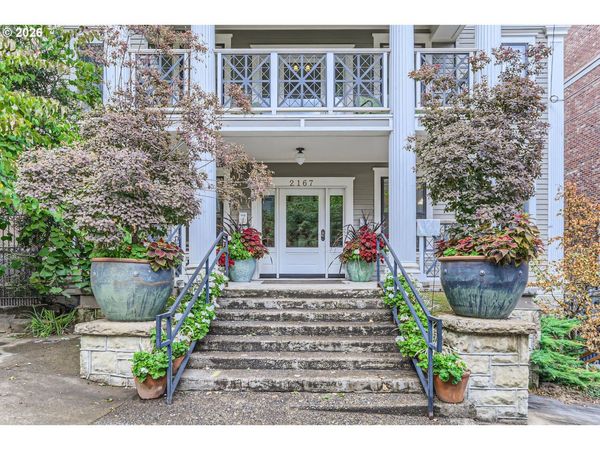 2167 SW YAMHILL ST, Portland, OR 97205