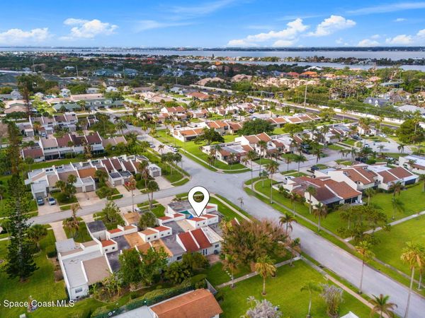 420 Hawthorne Court , Indian Harbour Beach, FL 32937