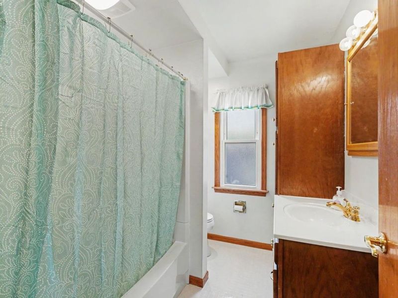 208 Kinney, Bellevue, OH 44811 Photo 21
