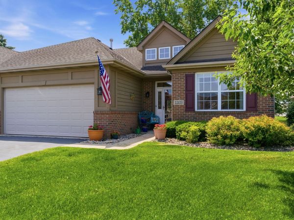 1203 Poppyfield Place , Schererville, IN 46375