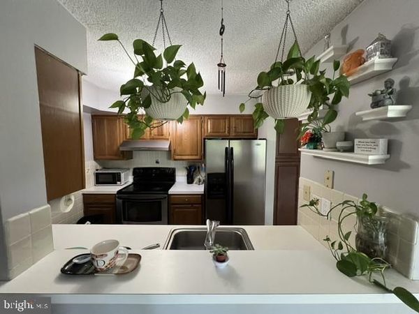 1009 ASPEN DRIVE, PLAINSBORO, NJ 08536