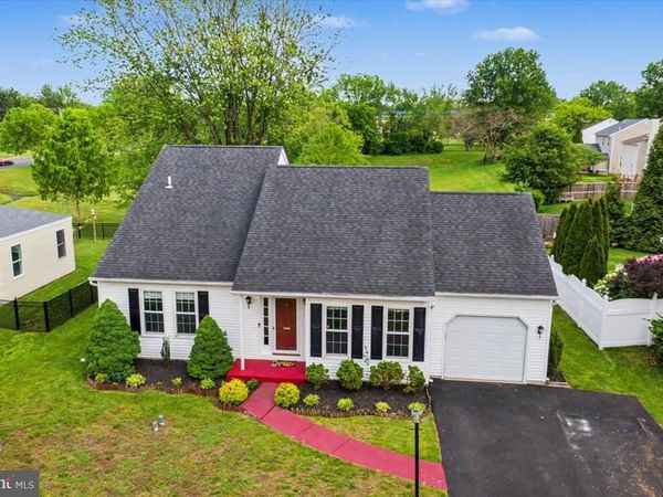 105 ABBEY DRIVE, ROYERSFORD, PA 19468