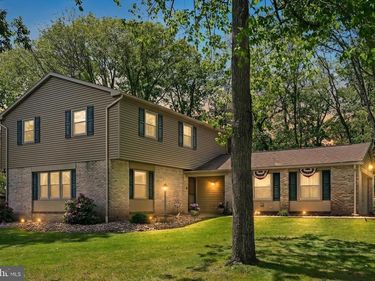 74 BROOK LANE, MOUNTAIN TOP, PA 18707