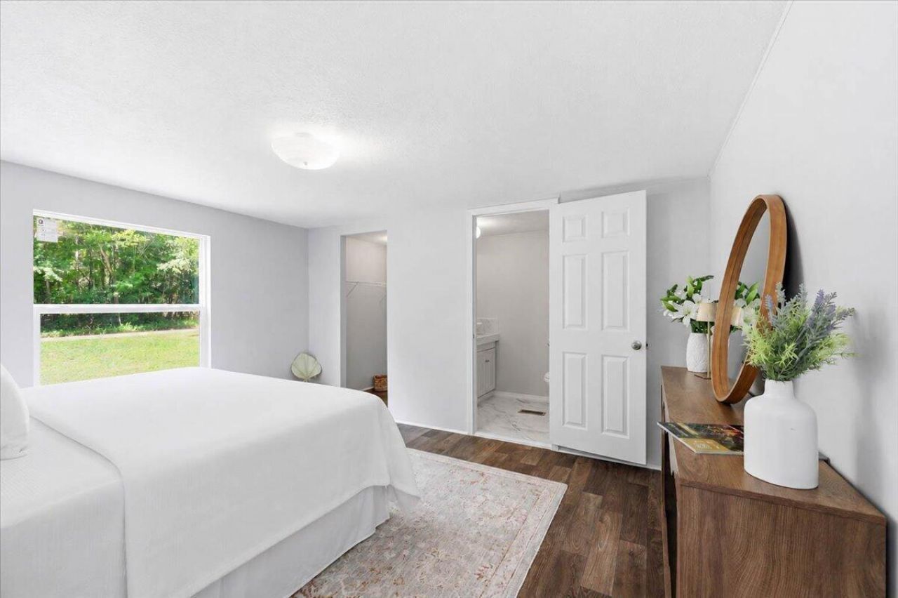 169 Bennett Avenue Photo 6