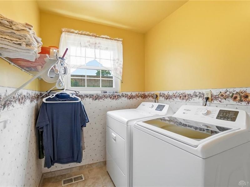 945 Kenbrook Drive, Vandalia, OH 45377 Photo 26