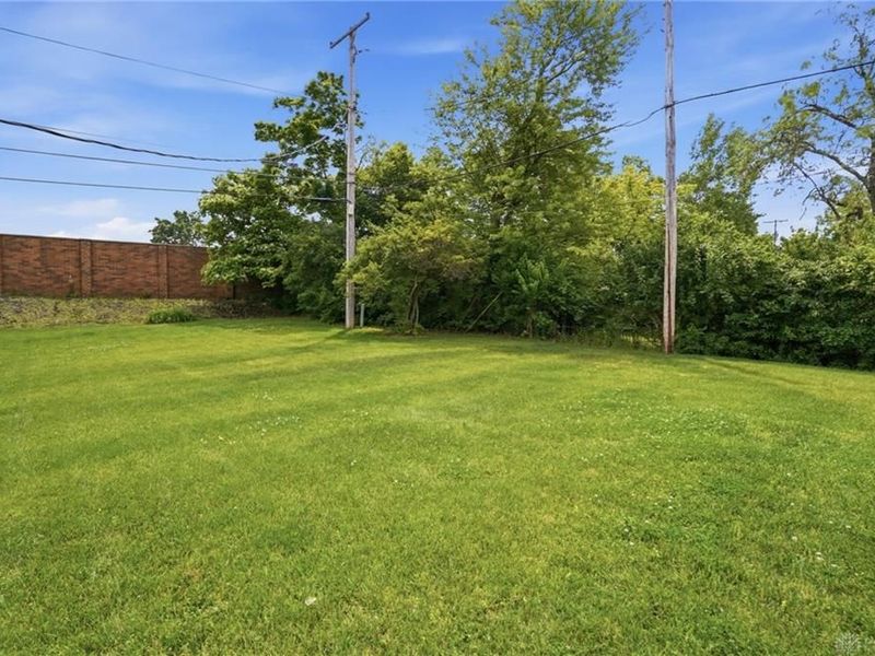 945 Kenbrook Drive, Vandalia, OH 45377 Photo 40
