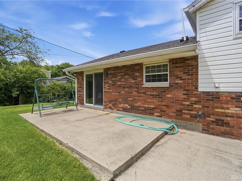 945 Kenbrook Drive, Vandalia, OH 45377 Photo 45