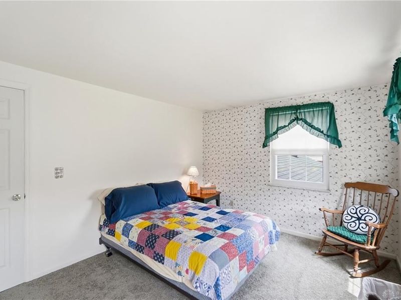 945 Kenbrook Drive, Vandalia, OH 45377 Photo 9