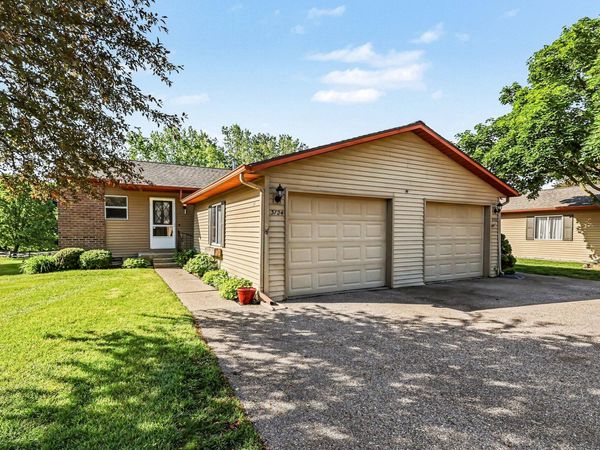 3124 Old Kent Road SE, Kentwood, MI 49512