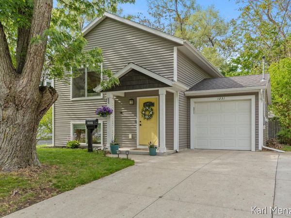 1231 Bradford Street NE, Grand Rapids, MI 49503