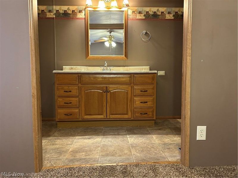 39 N Canal Street, Frazeysburg, OH 43822 Photo 16