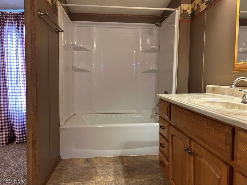 39 N Canal Street, Frazeysburg, OH 43822 Photo 19