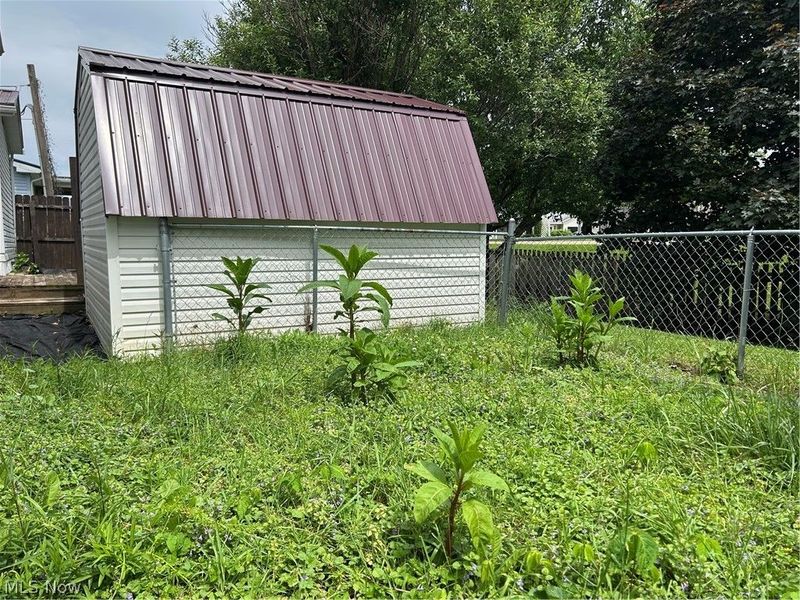 39 N Canal Street, Frazeysburg, OH 43822 Photo 22
