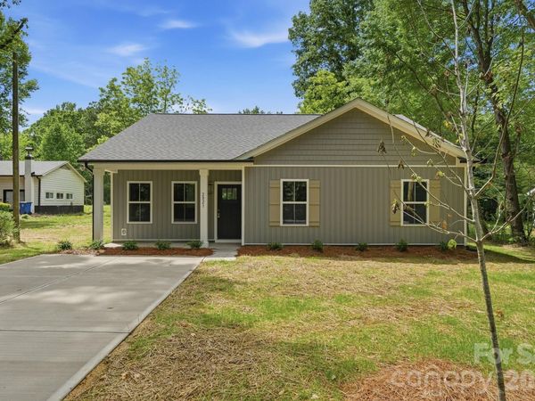 2021 Hart Road , Charlotte, NC 28214