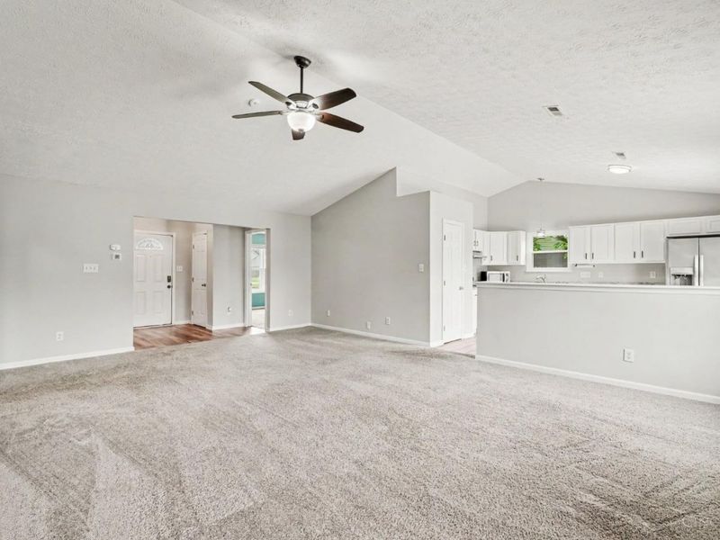 417 Hollyhock Court, Trenton, OH 45067 Photo 12