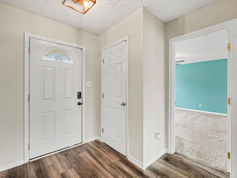 417 Hollyhock Court, Trenton, OH 45067 Photo 5