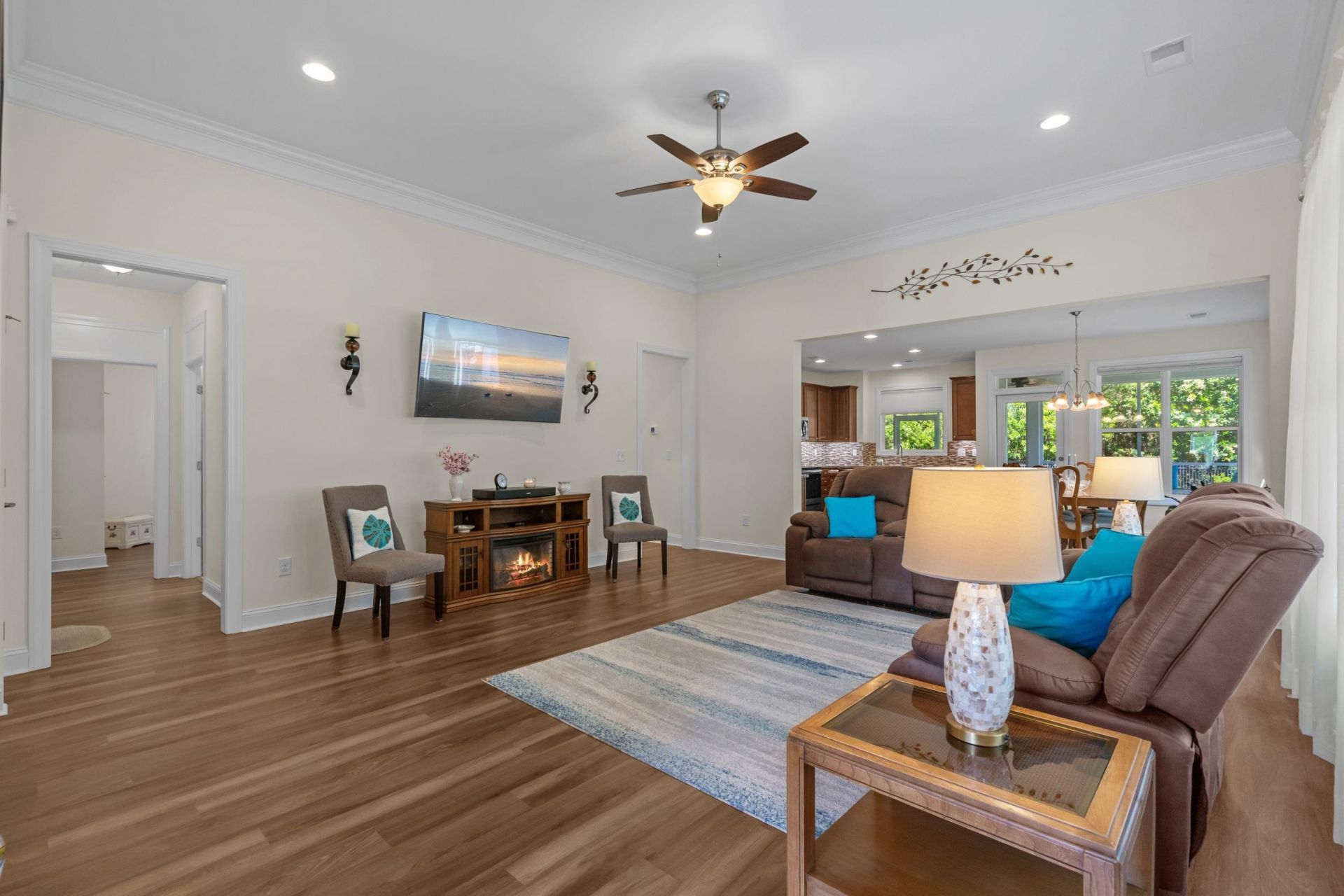 1727 Suncrest Dr.  Photo 10