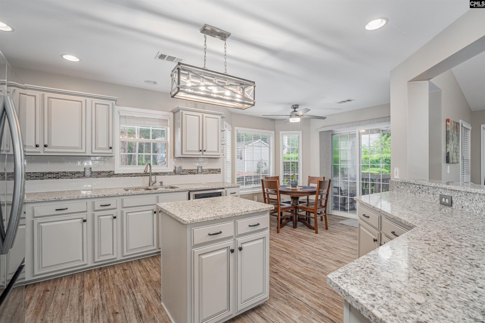 12 Holly Creek Court  Photo 10