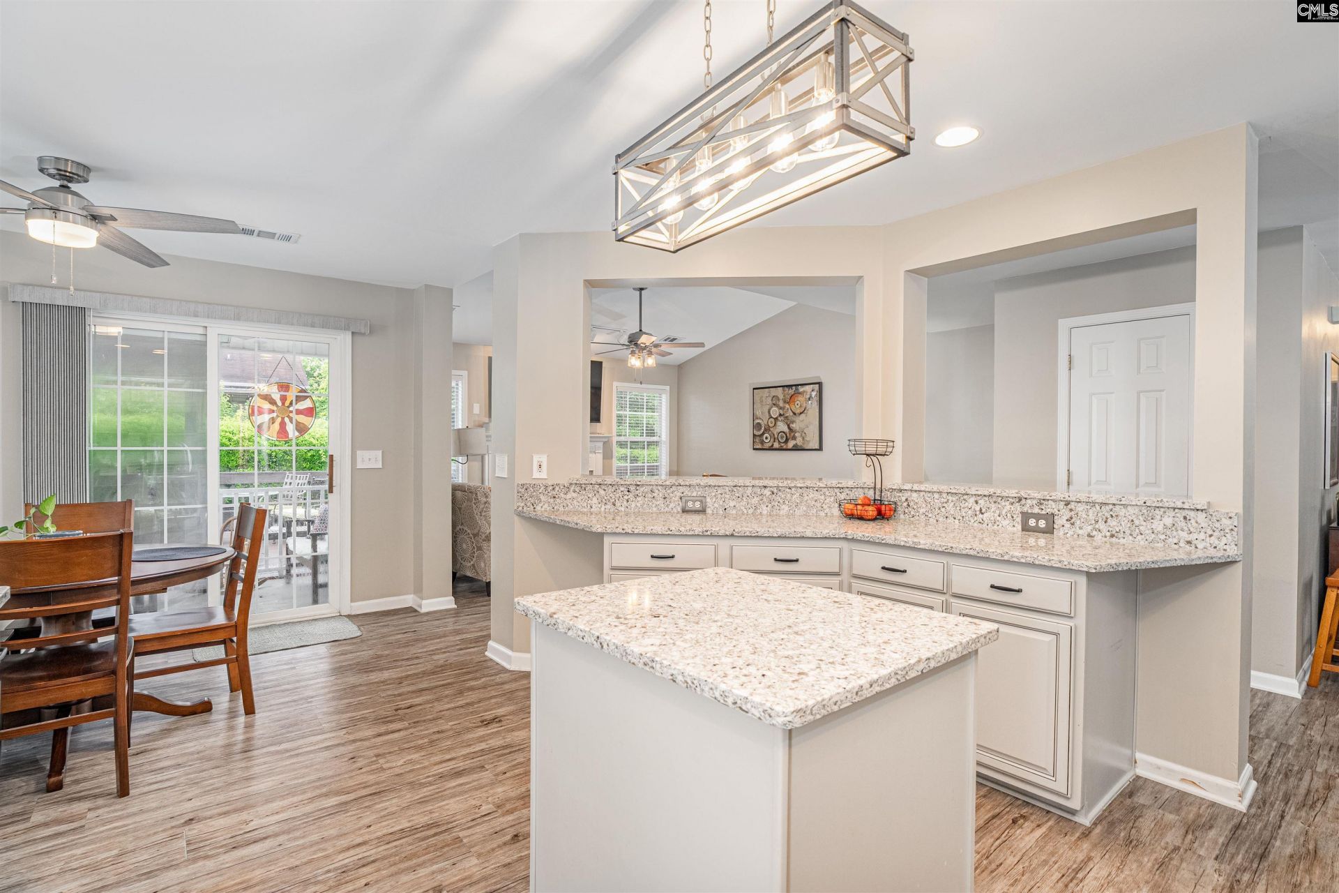 12 Holly Creek Court  Photo 11