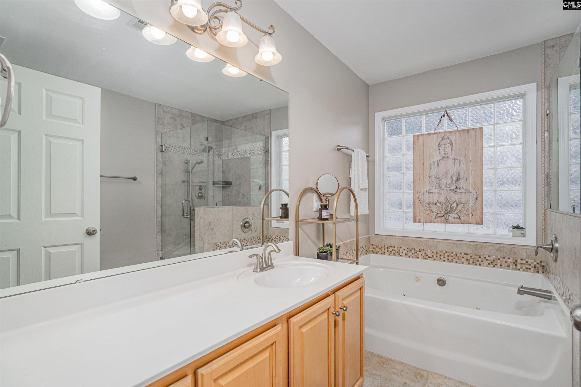 12 Holly Creek Court  Photo 22