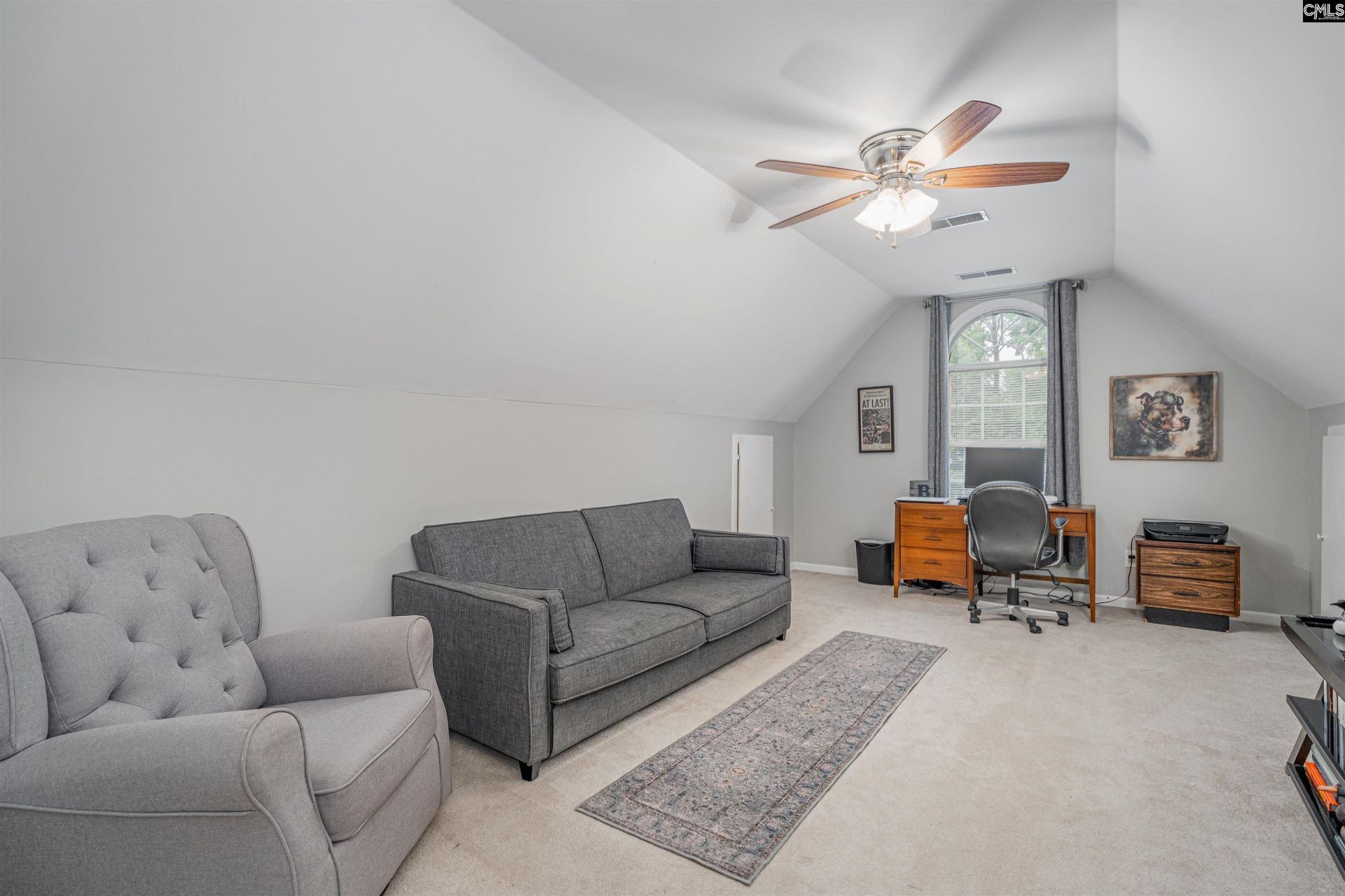 12 Holly Creek Court  Photo 28