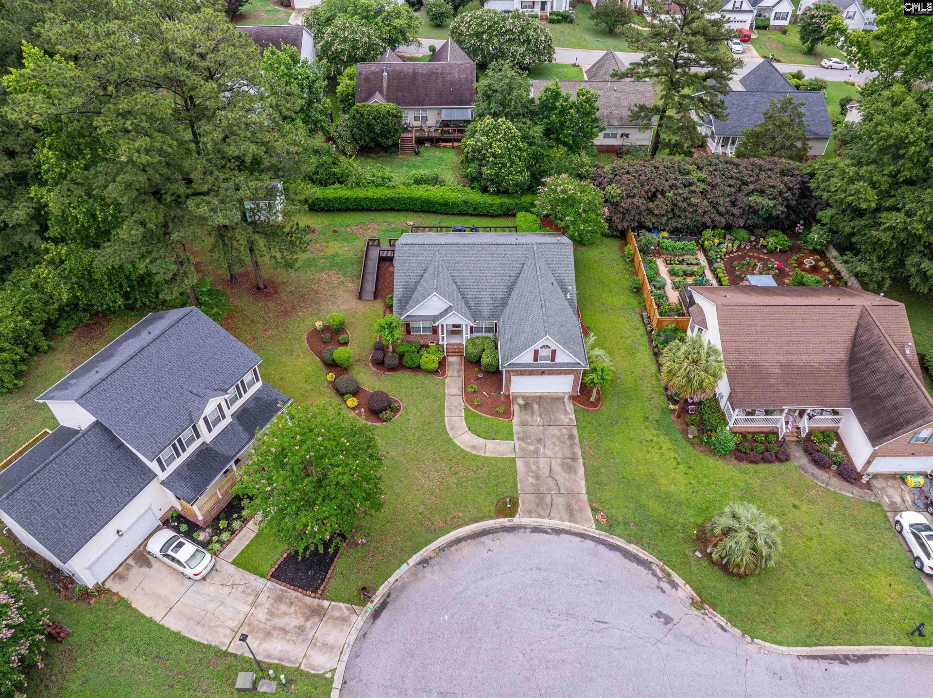 12 Holly Creek Court  Photo 35