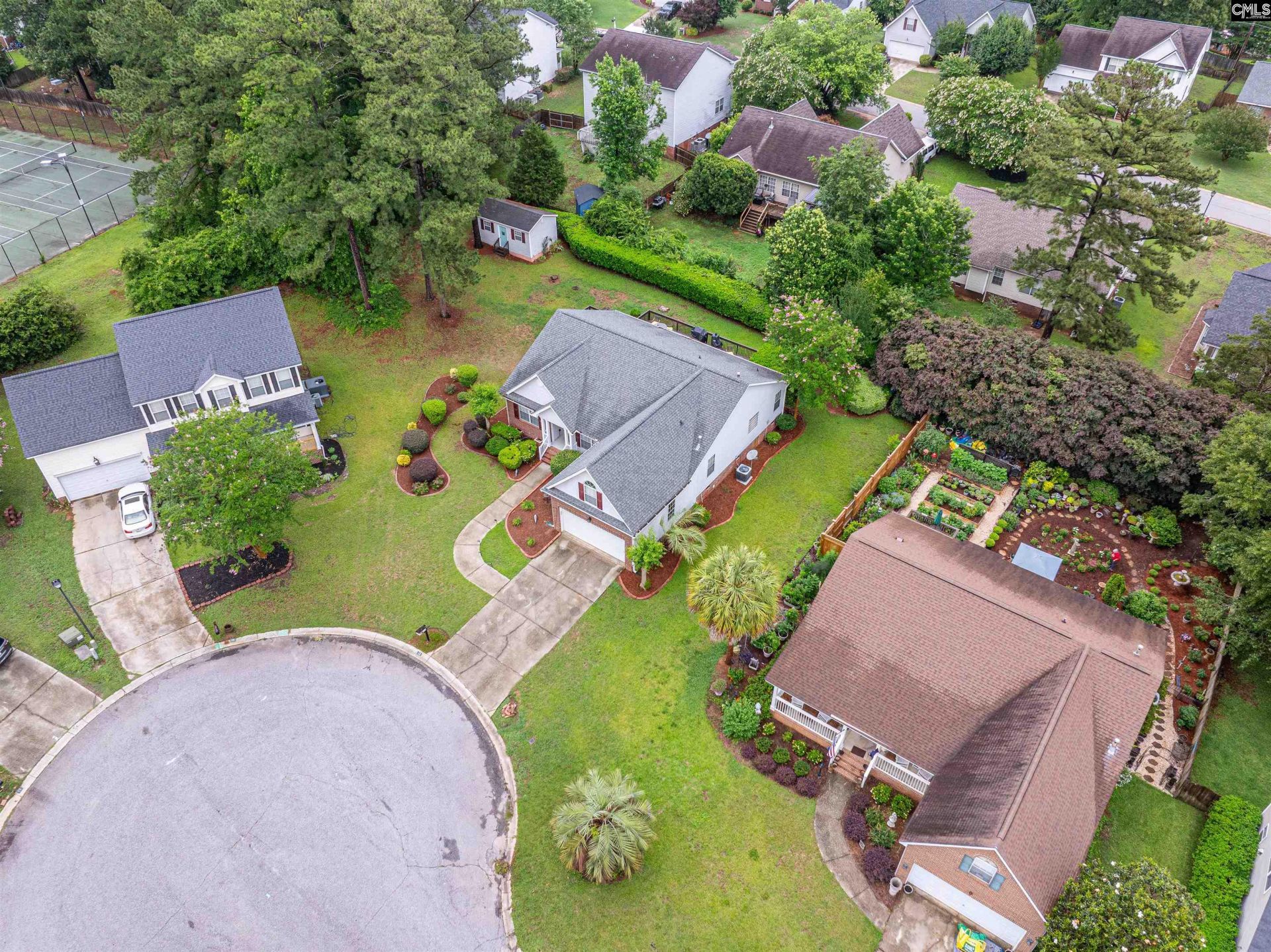 12 Holly Creek Court  Photo 36